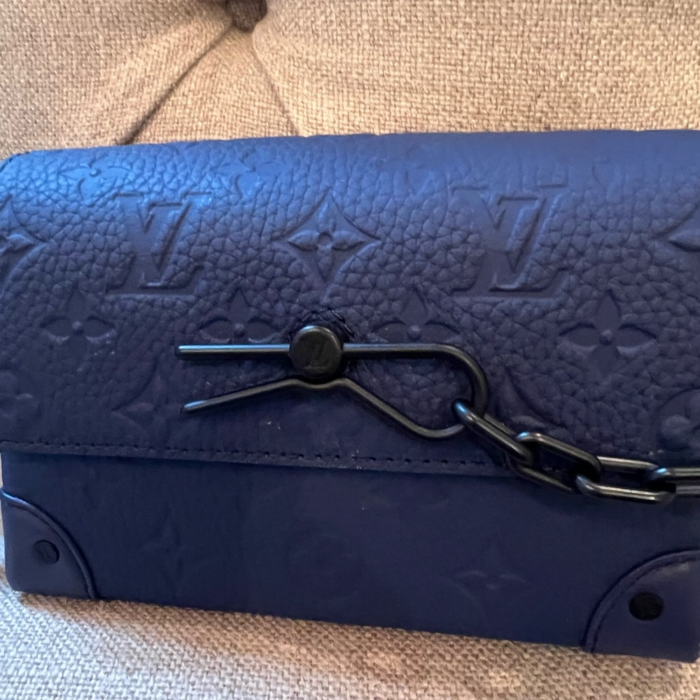 Louis Vuitton Blue steamer wearable wallet/bag
